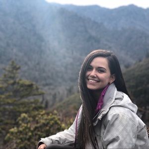 Meet your Posher, Olena